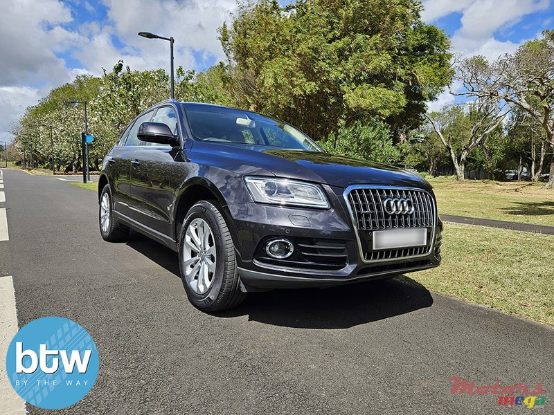 2019' Audi Q5 Quattro photo #1