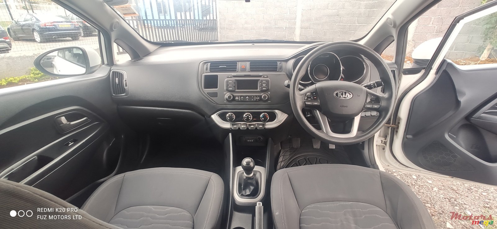 2014' Kia Rio photo #4