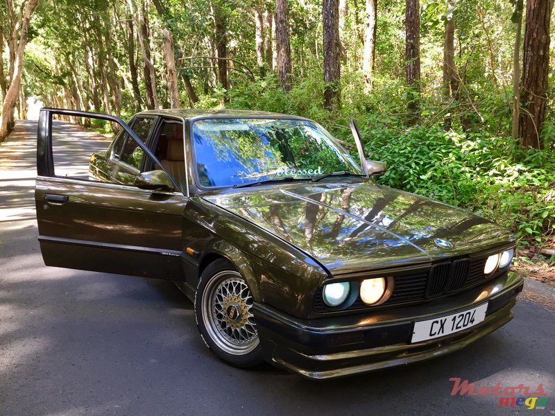 1988' BMW 3 Series Model E30 photo #3