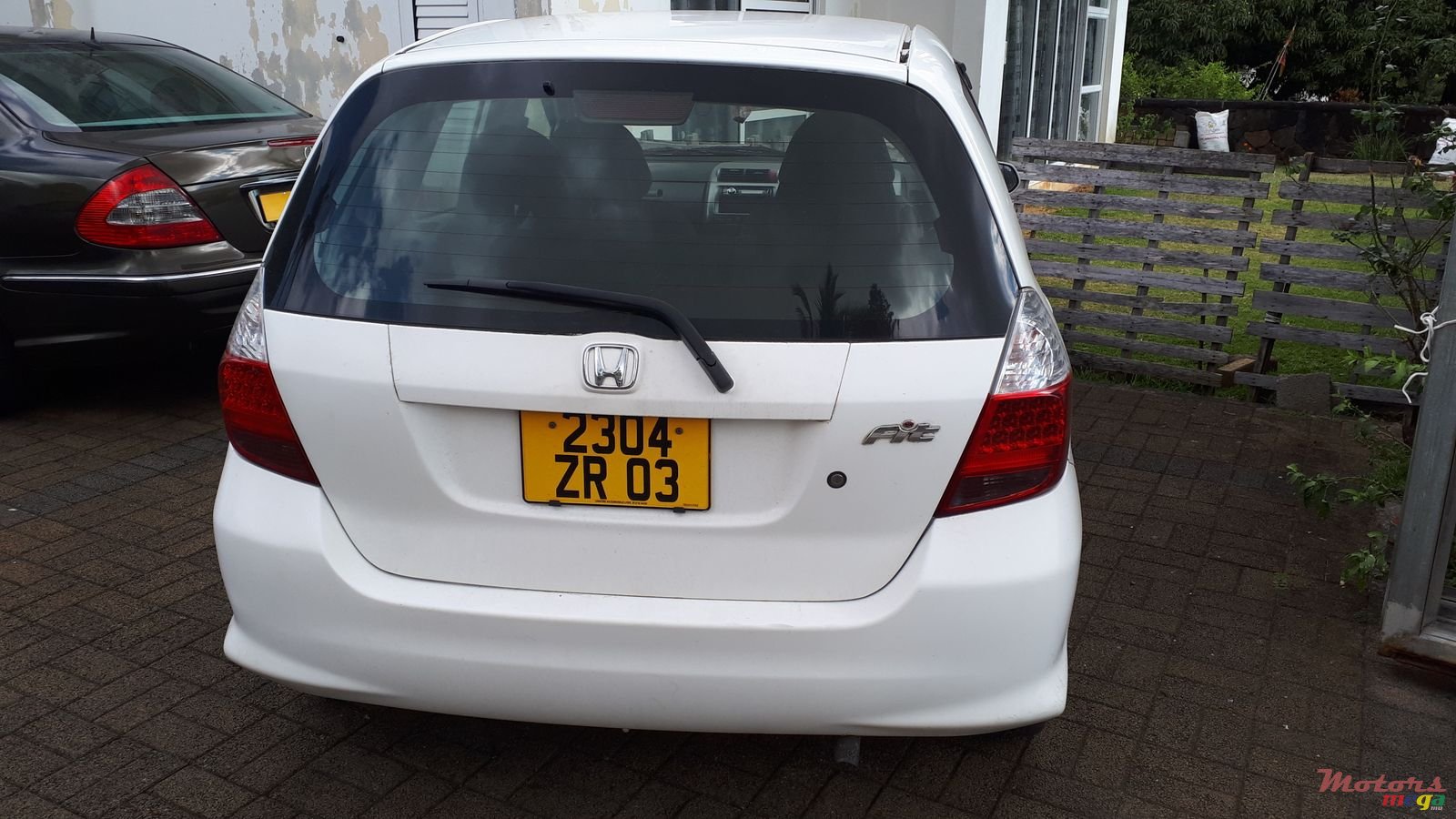 2003' Honda Fit photo #5