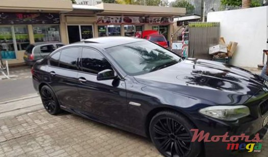 2011' BMW 530 photo #3