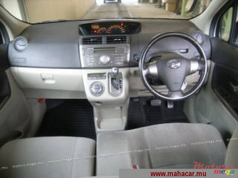 2011' Toyota Paseo Passo Sette photo #2