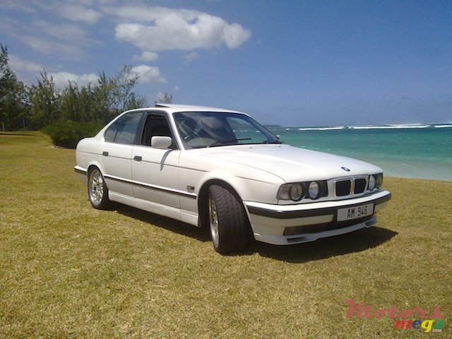 1994' BMW 540 photo #2