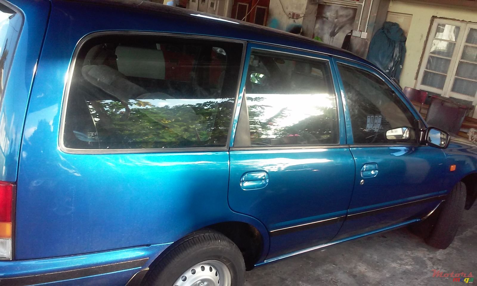 1998' Nissan photo #4