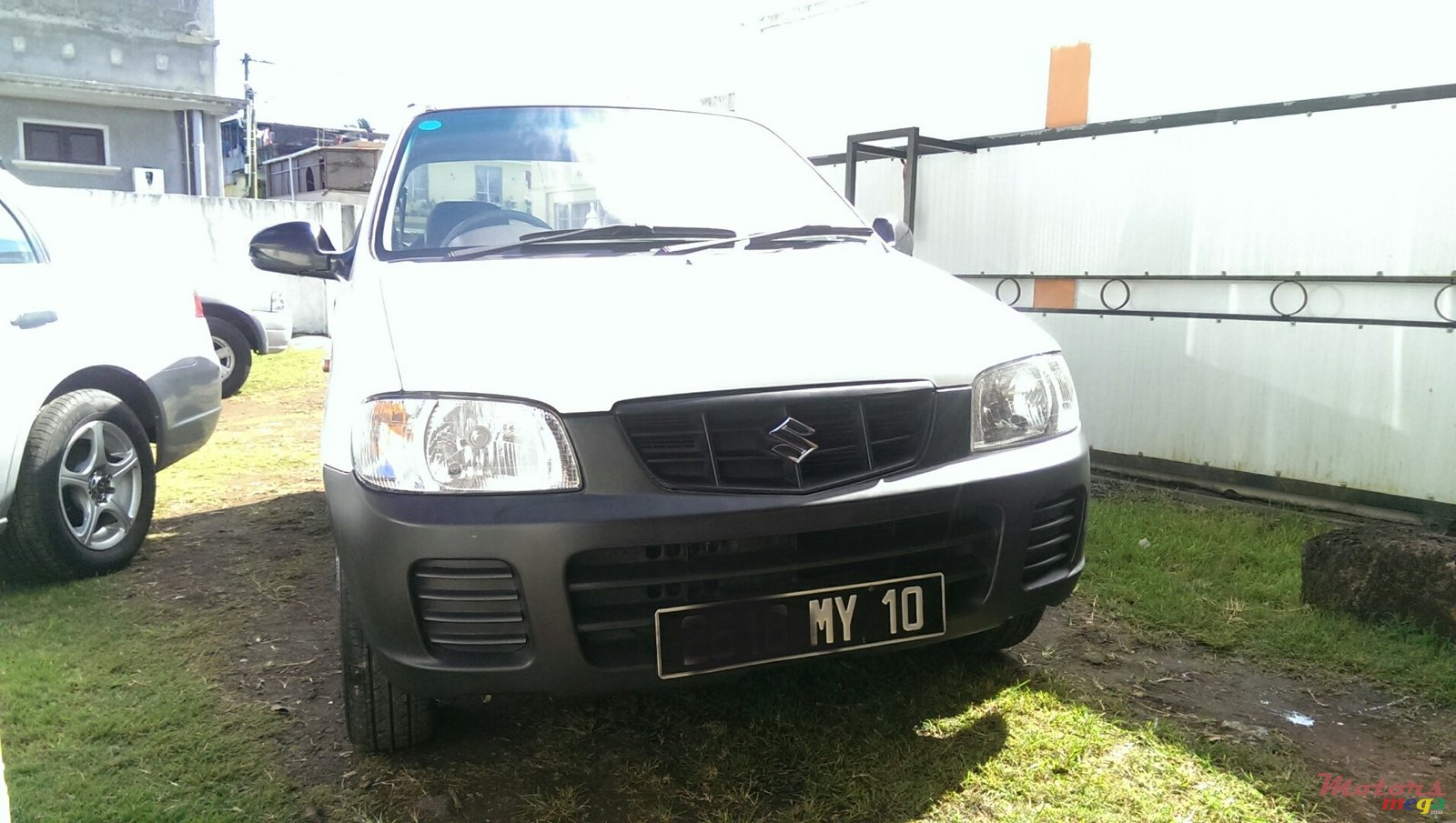 2010' Suzuki Alto photo #1