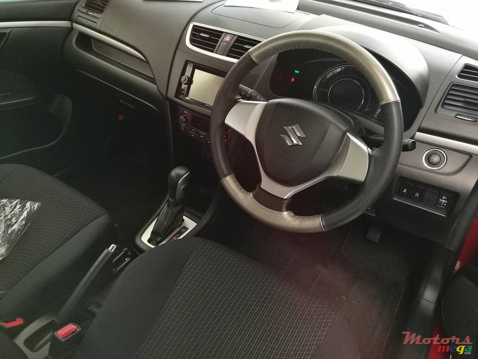 2014' Suzuki SA310 Swift photo #6