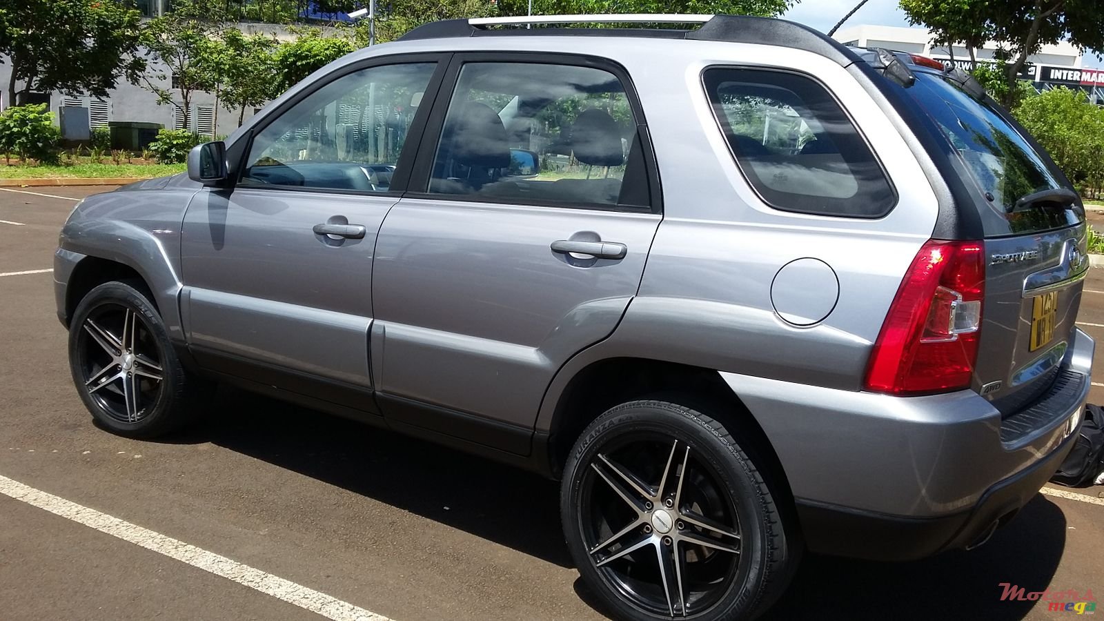 2010' Kia Sportage photo #1