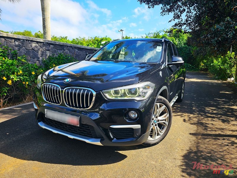 2018' BMW X1 SDRIVE 18i X Line photo #3