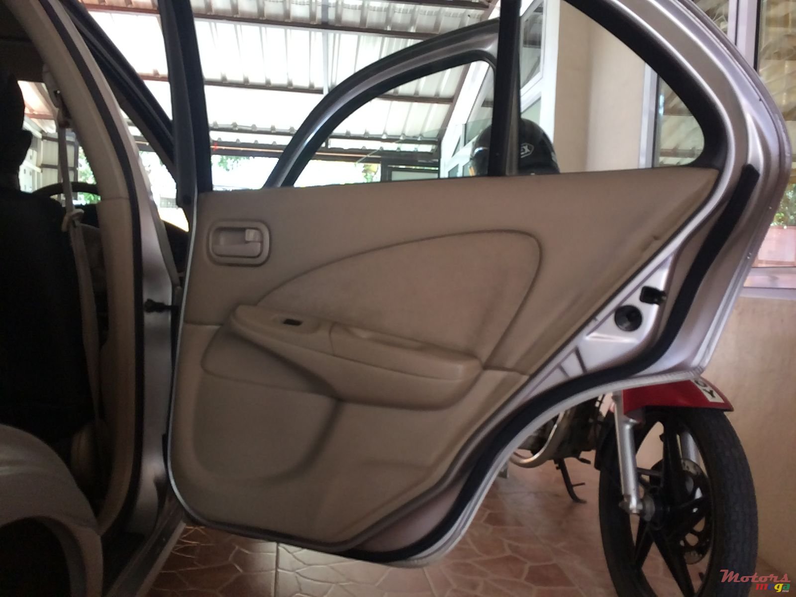 2007' Nissan Sunny photo #5