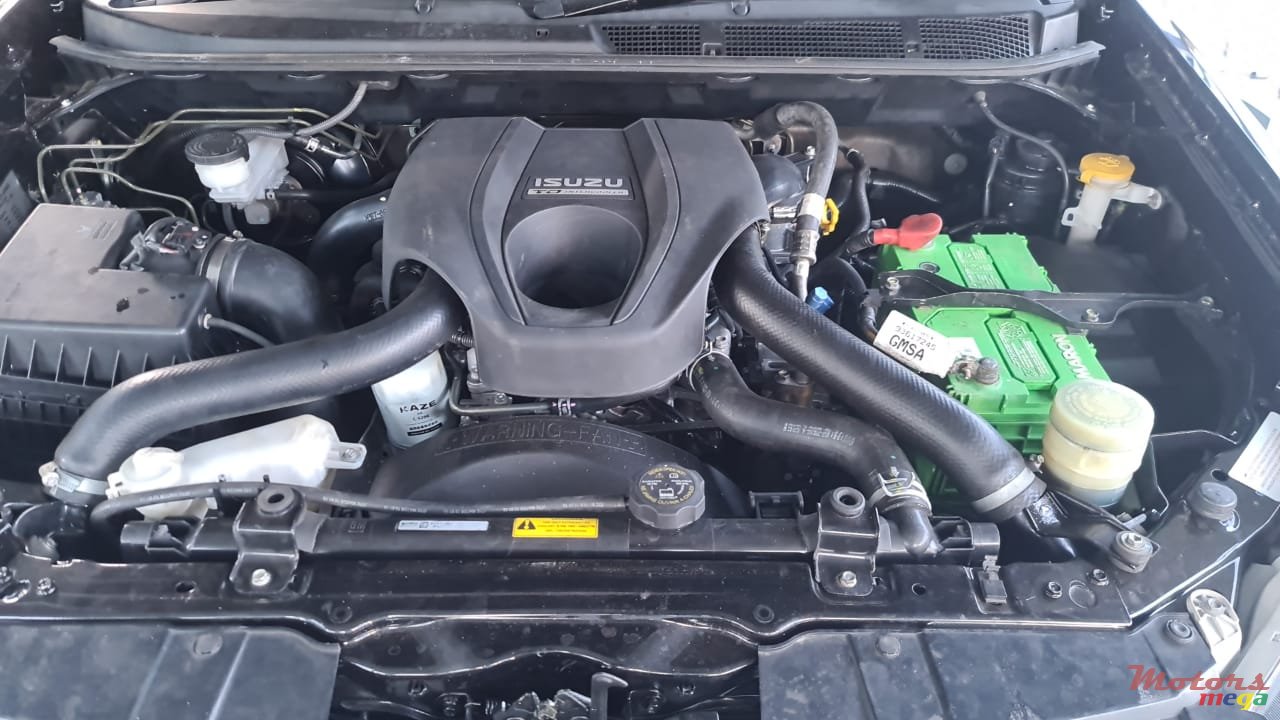 2014' Isuzu KB Series photo #7