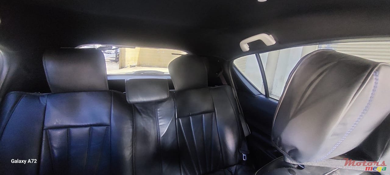 2018' Toyota Aqua photo #4