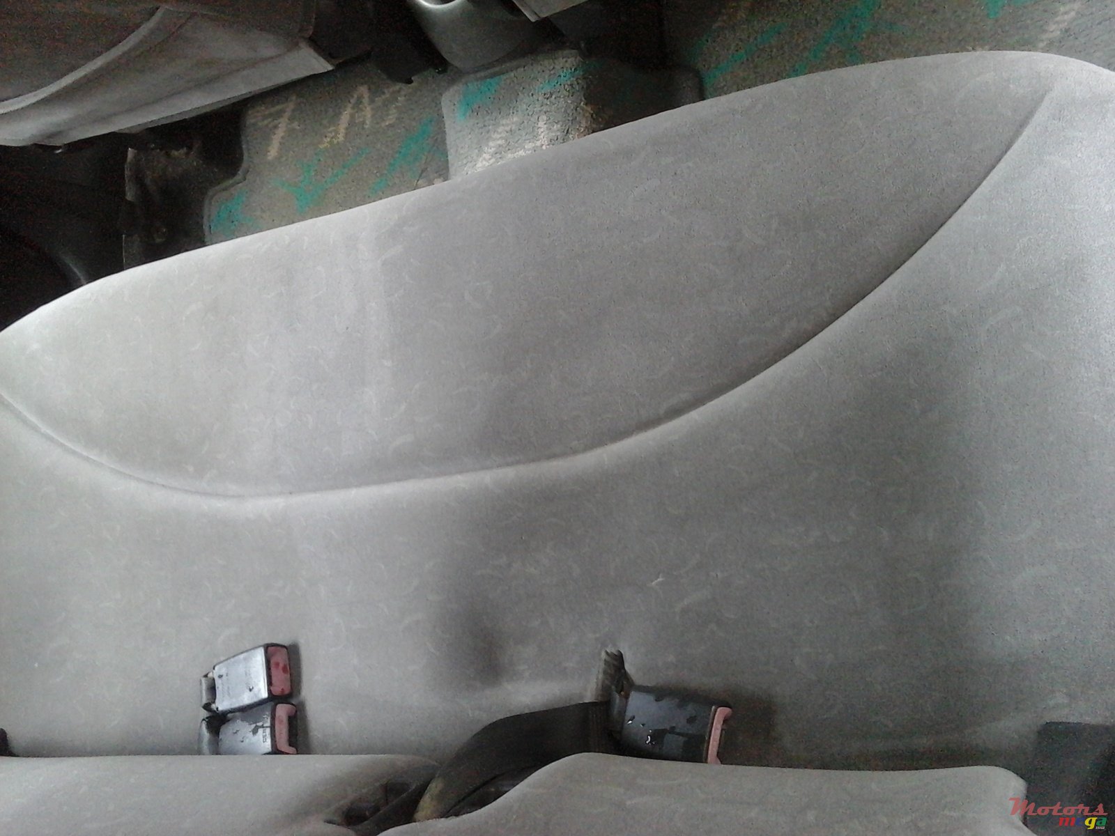 2000' Toyota Vitz photo #3