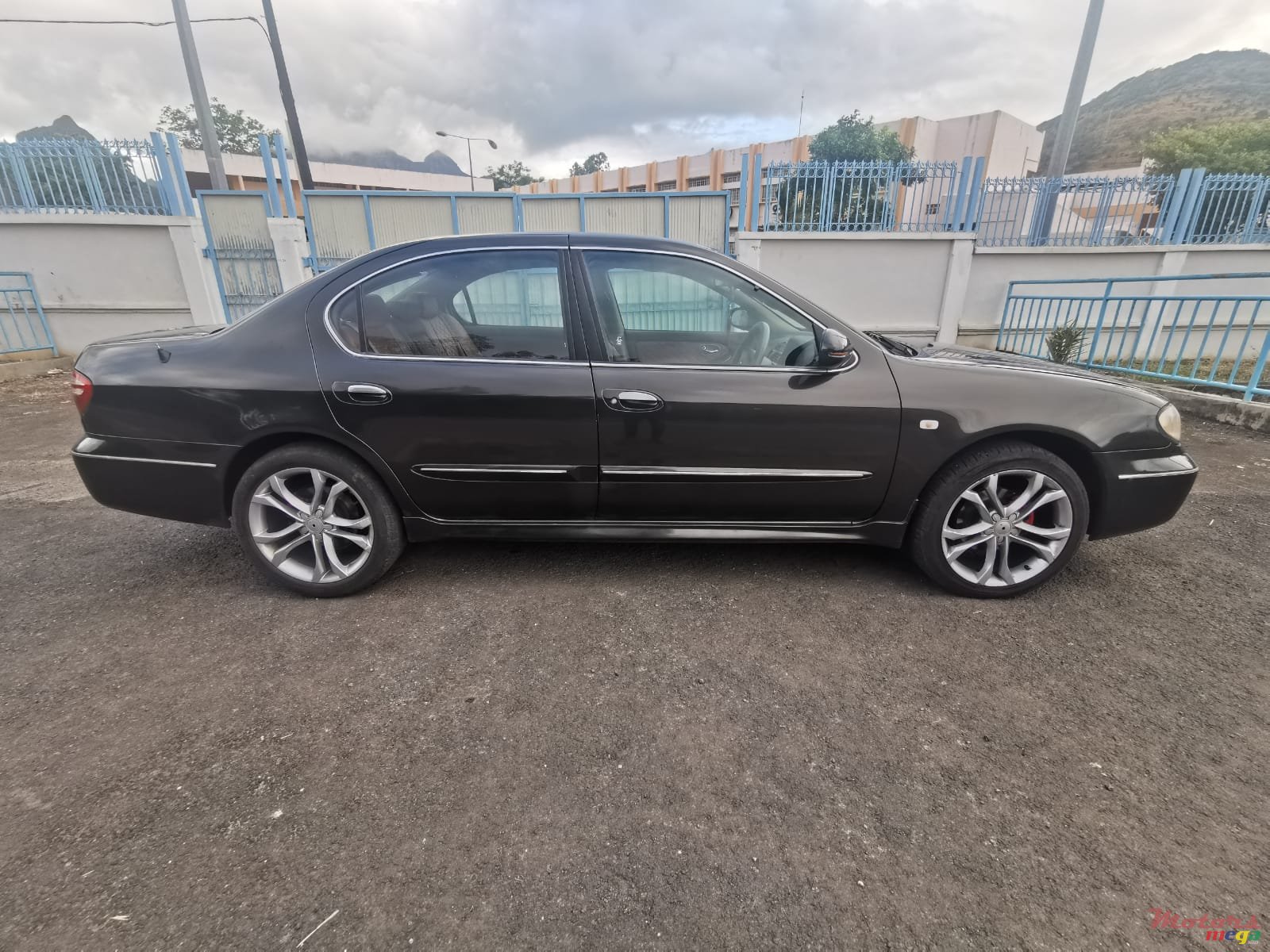 2003' Nissan Cefiro photo #5