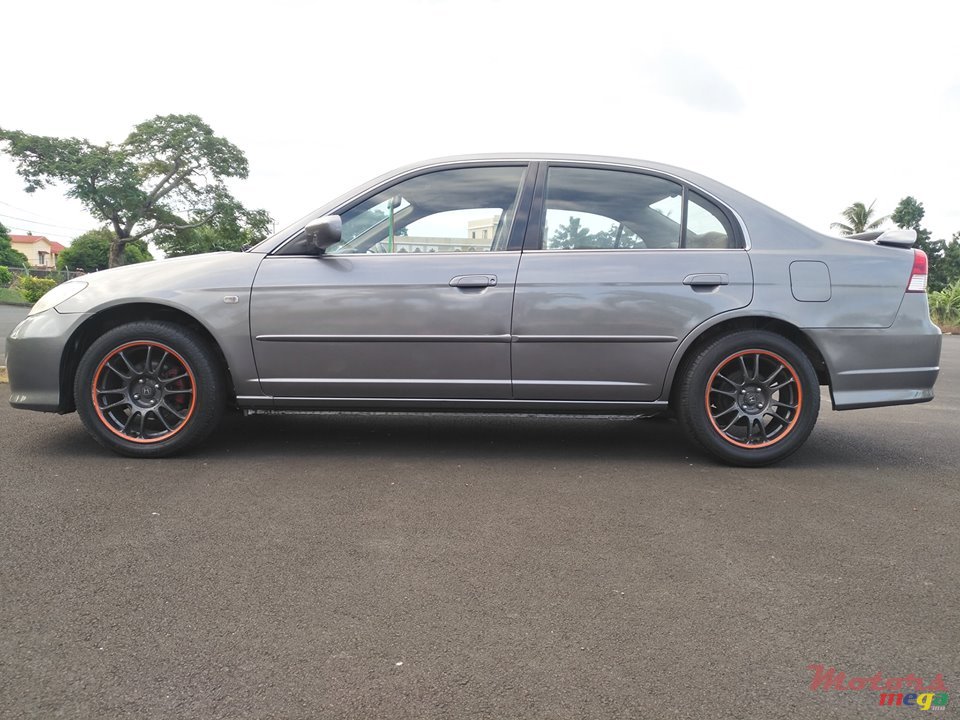 2005' Honda Civic ES5 VTI photo #3