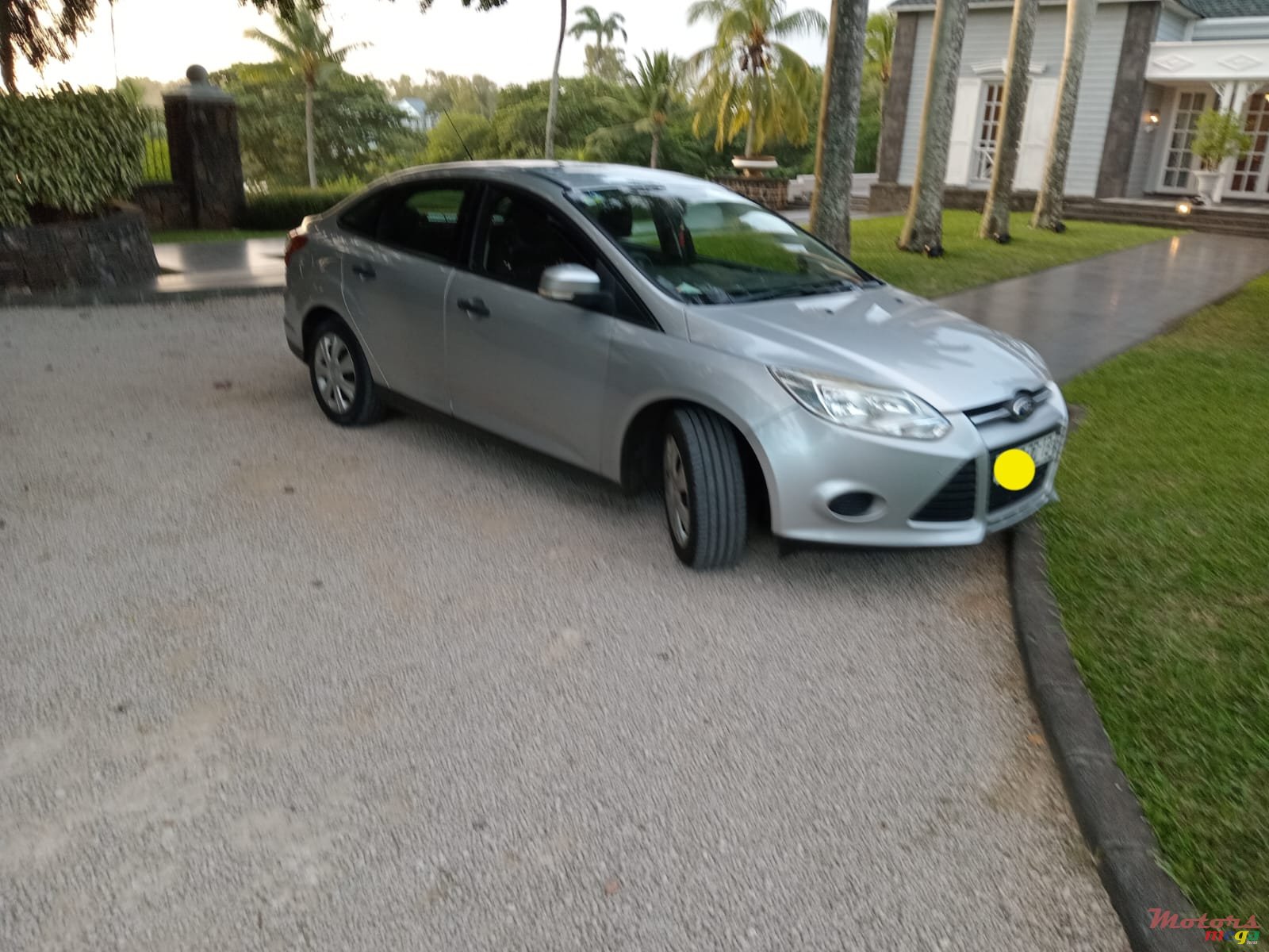 2013' Ford Focus photo #7