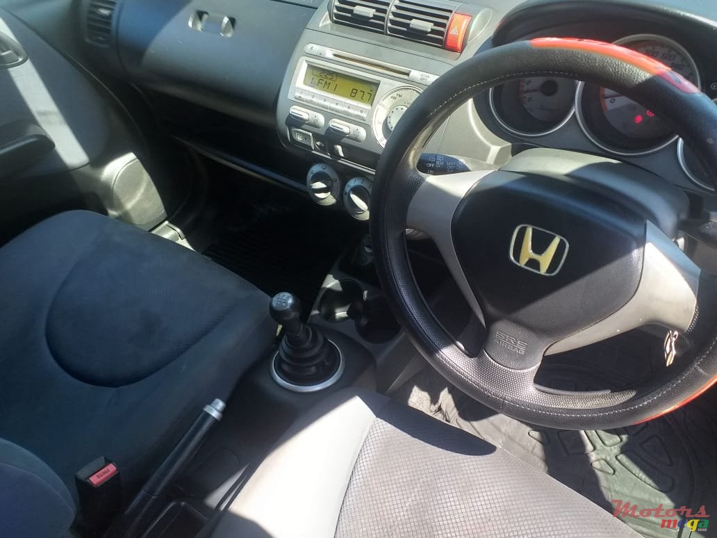 2007' Honda Jazz photo #5