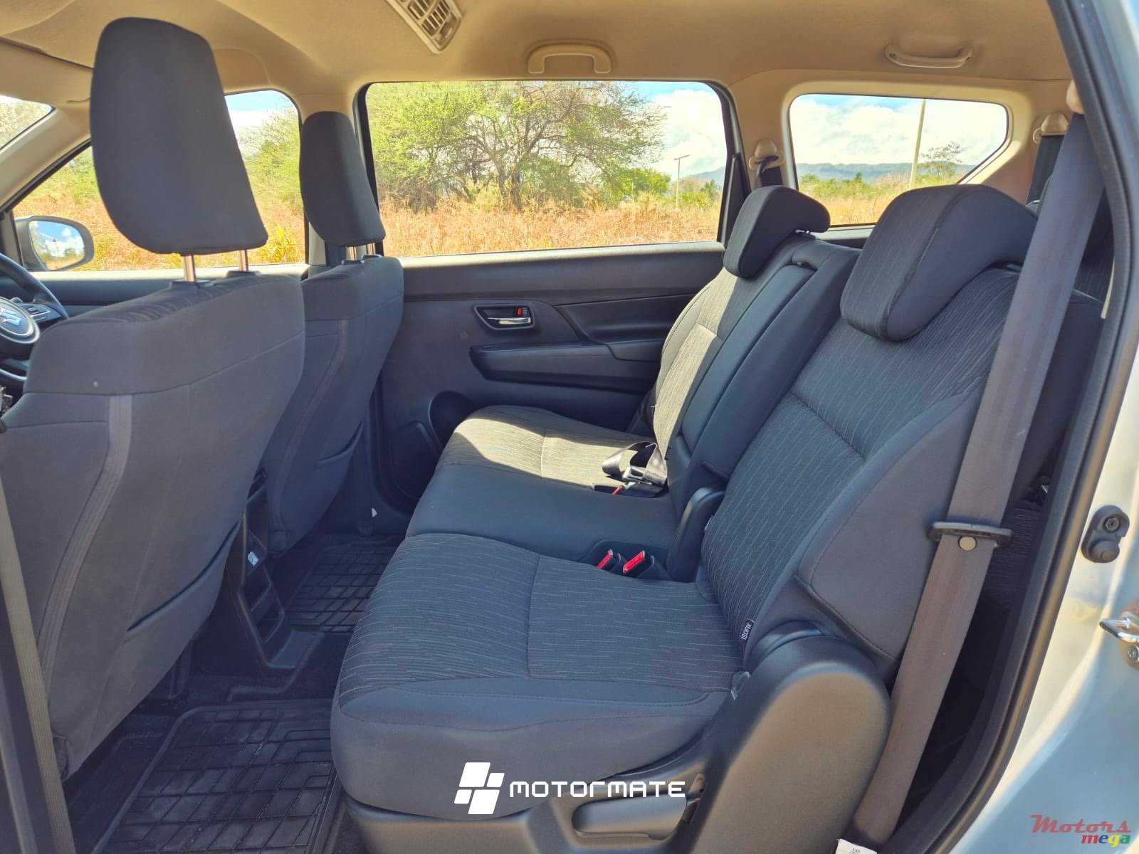 2024' Suzuki ERTIGA photo #4