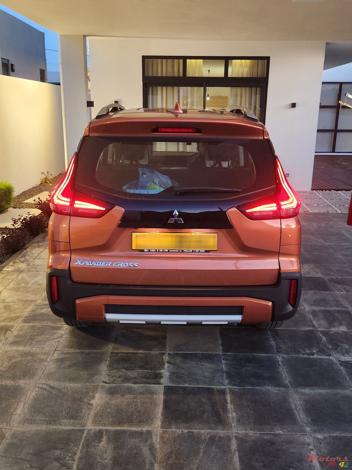 2023' Mitsubishi photo #3