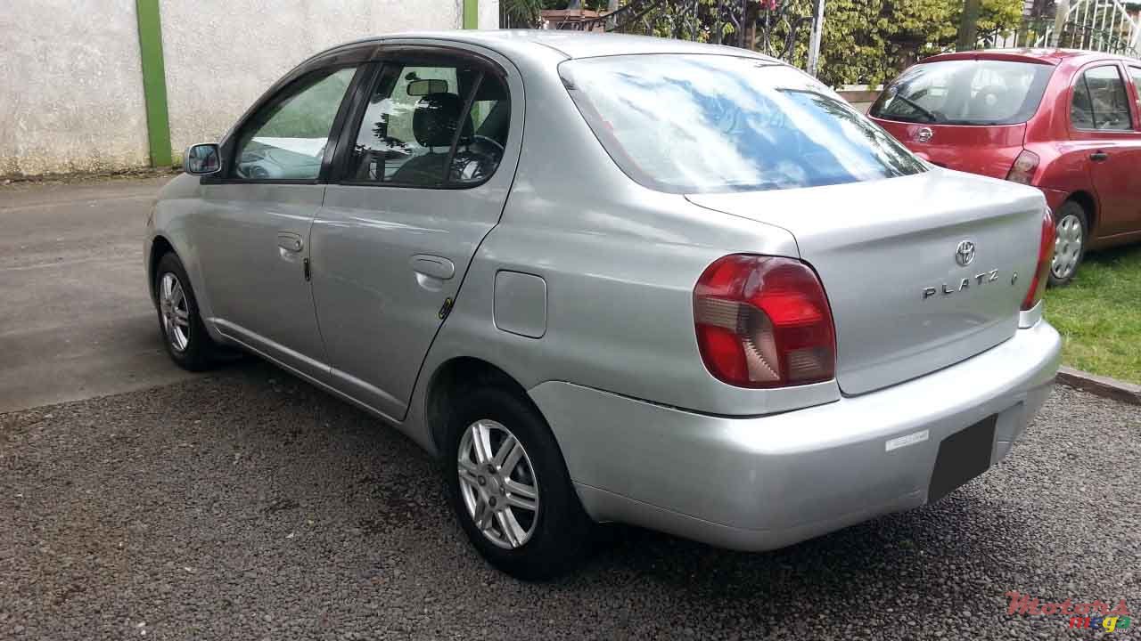 2000' Toyota photo #1