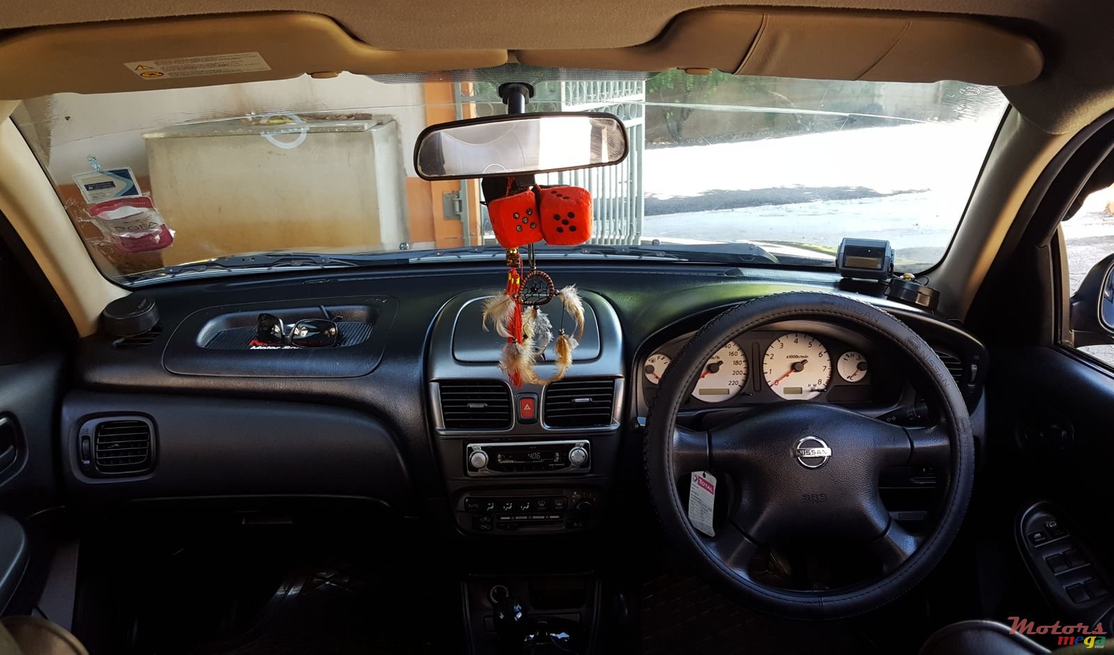 2005' Nissan Sunny photo #5