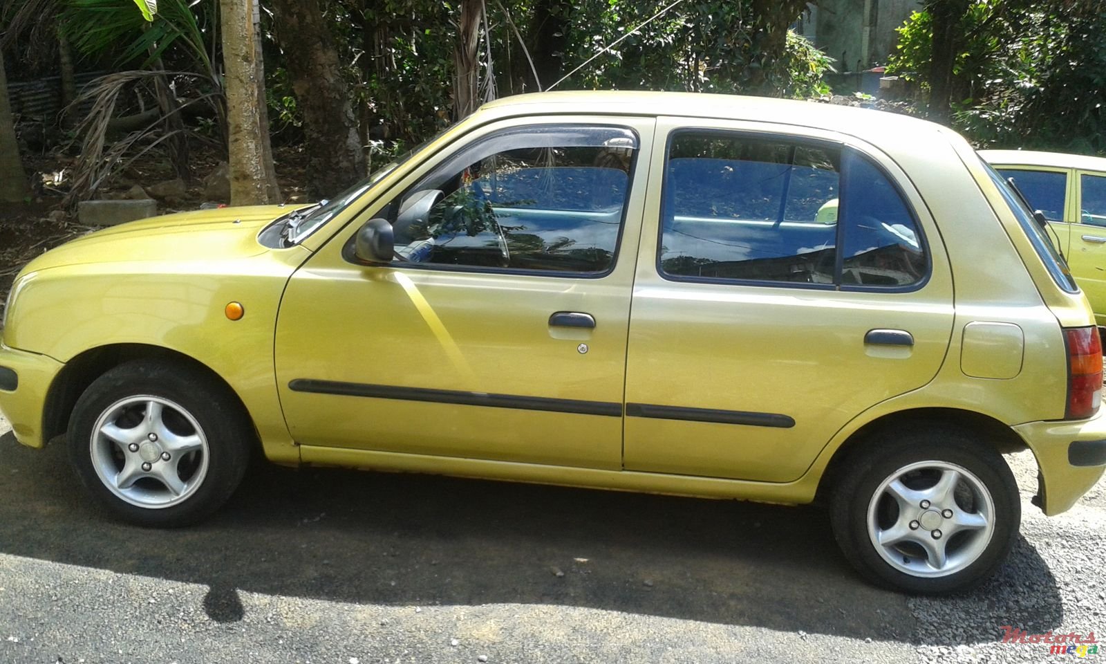 1996' Nissan March photo #2