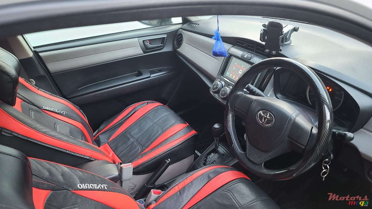 2012' Toyota Axio photo #5