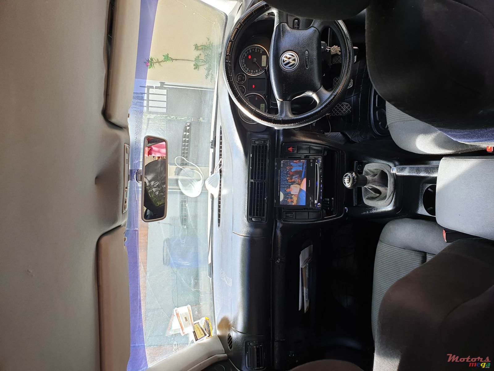 2004' Volkswagen Passat B5 B5.5 1.9 TDI photo #2