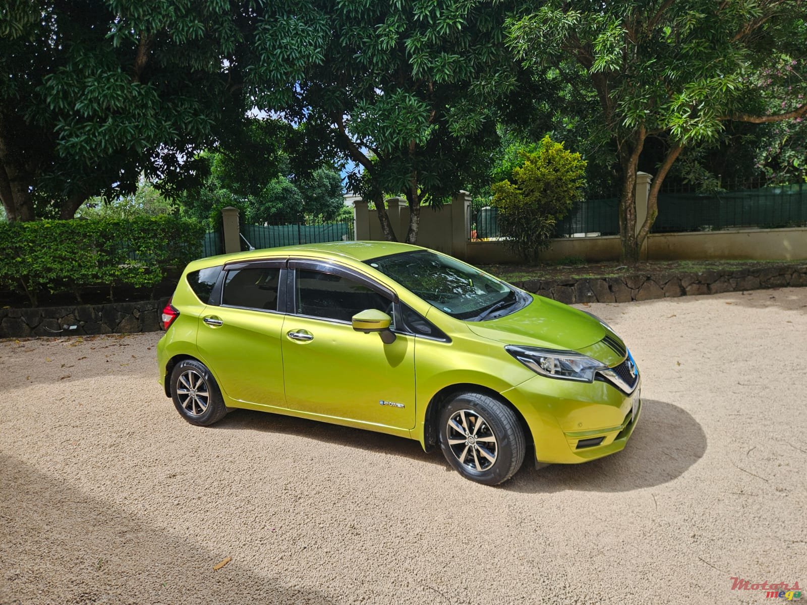 2017' Nissan Note ePower photo #4