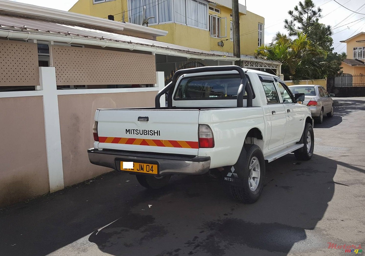 2004' Mitsubishi L 200 photo #2