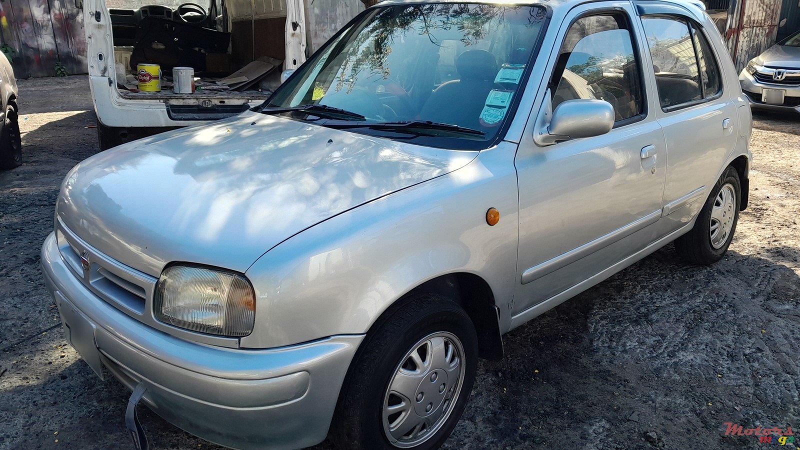 1993' Nissan March photo #2