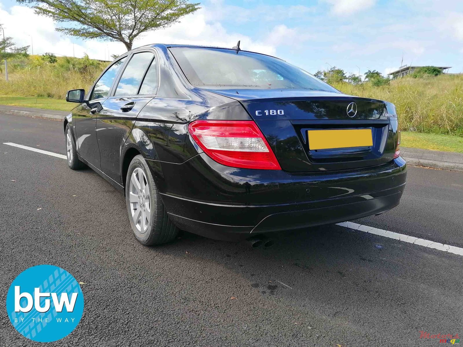 2010' Mercedes-Benz C-Class 180 photo #2