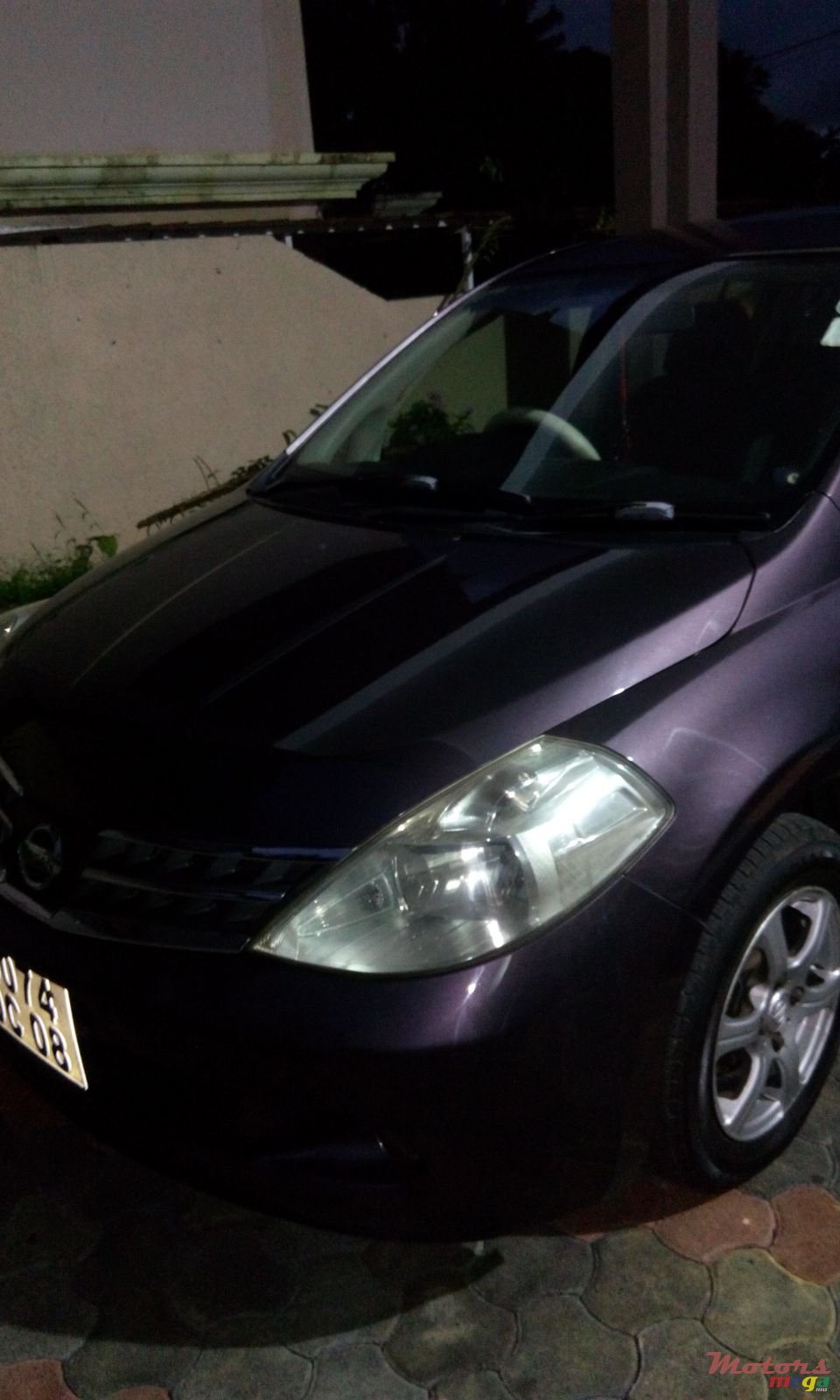2008' Nissan Tiida photo #1
