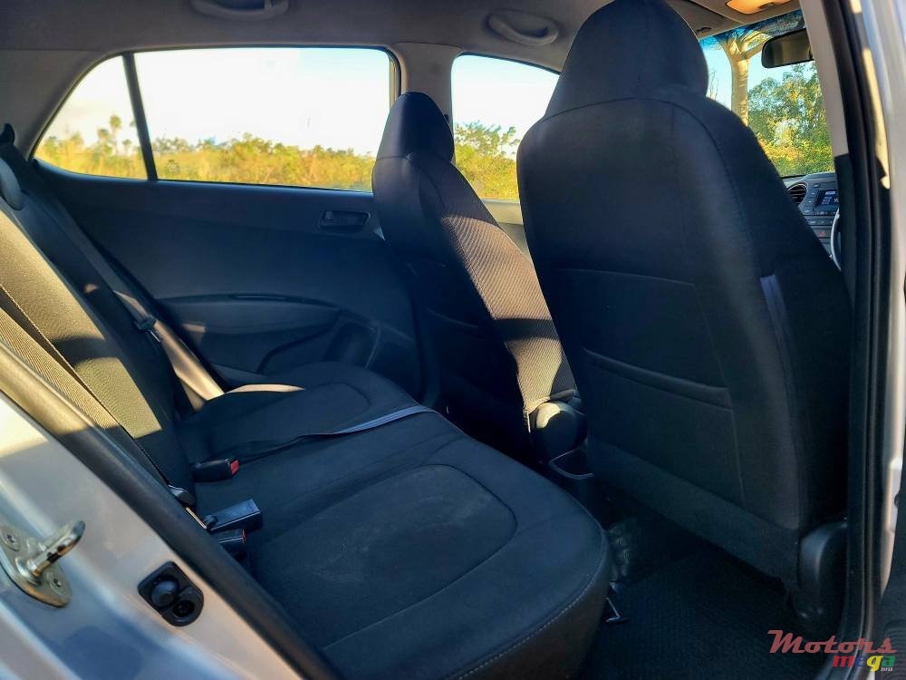 2019' Hyundai i10 Grand photo #4