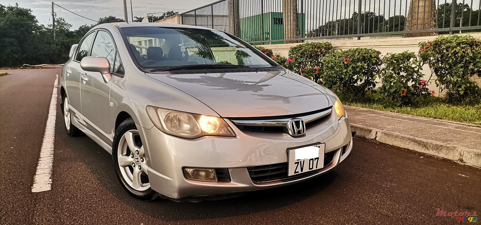 2007' Honda Civic photo #1