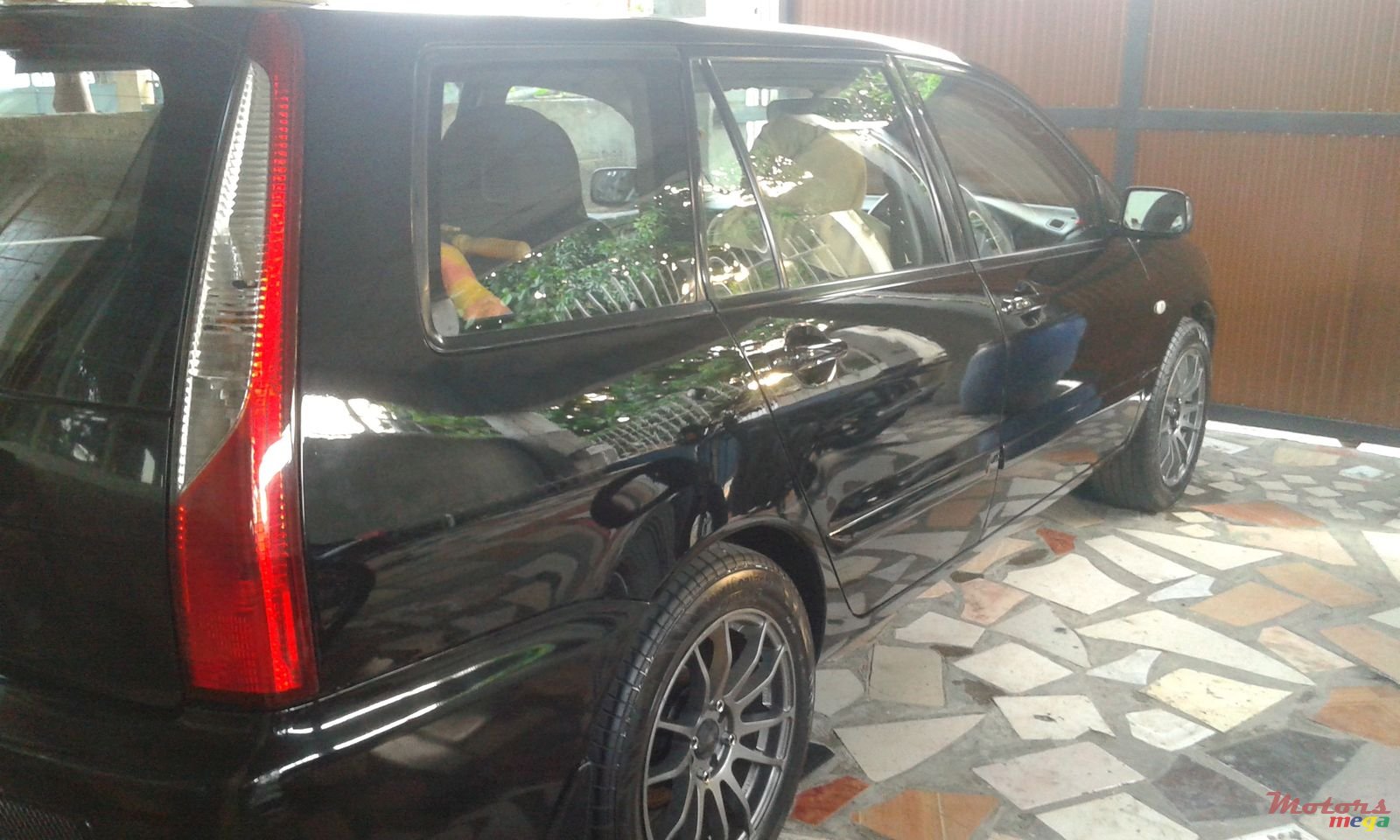 2008' Mitsubishi Lancer photo #1