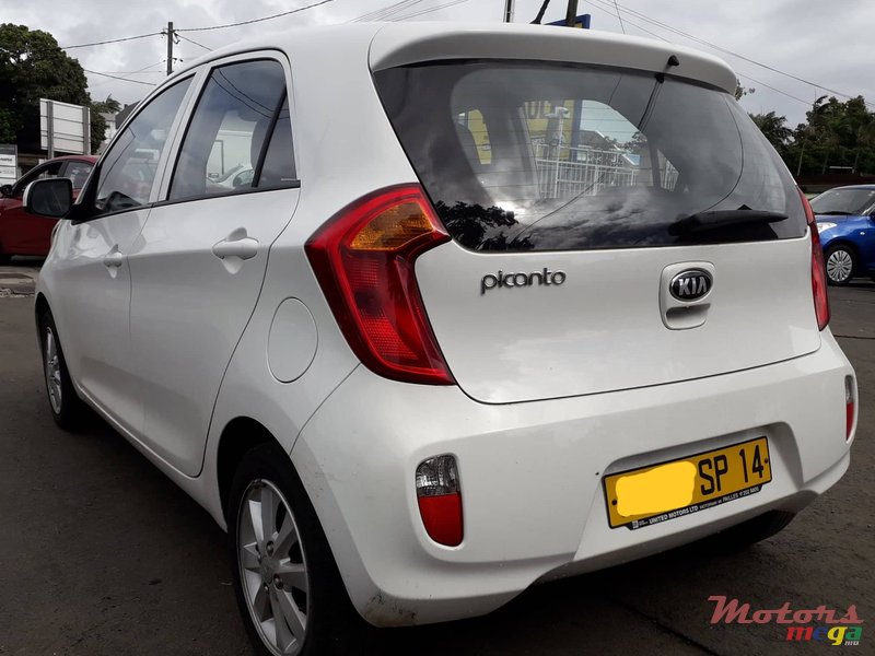 2014' Kia Picanto Hatchback photo #6