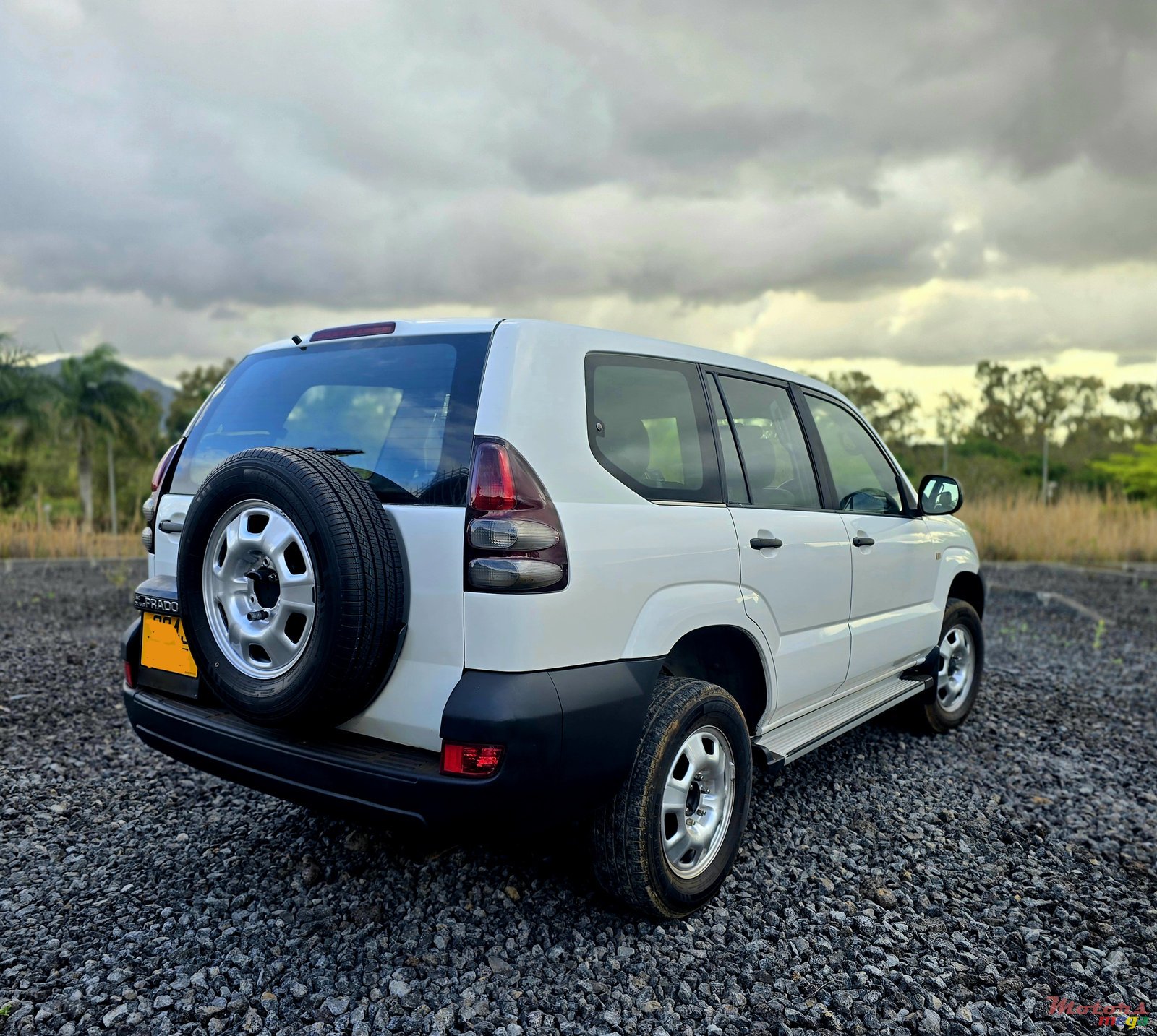 2003' Toyota Prado 10 seats photo #5