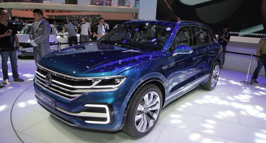 Third generation VW Touareg global debut in April 2018