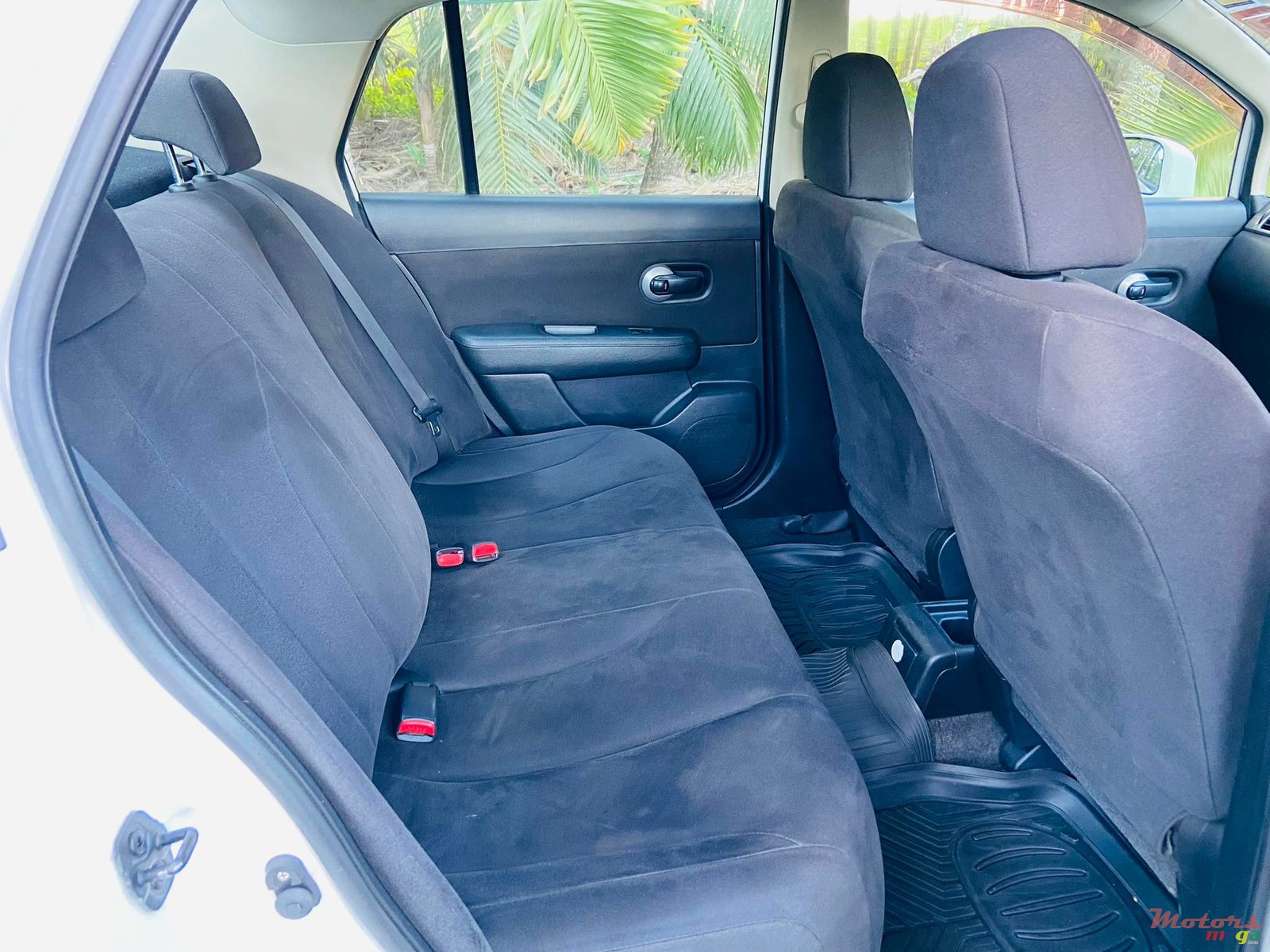 2008' Nissan Tiida photo #6