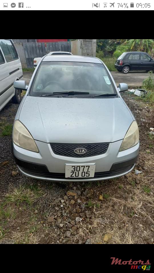 2005' Kia Rio photo #4