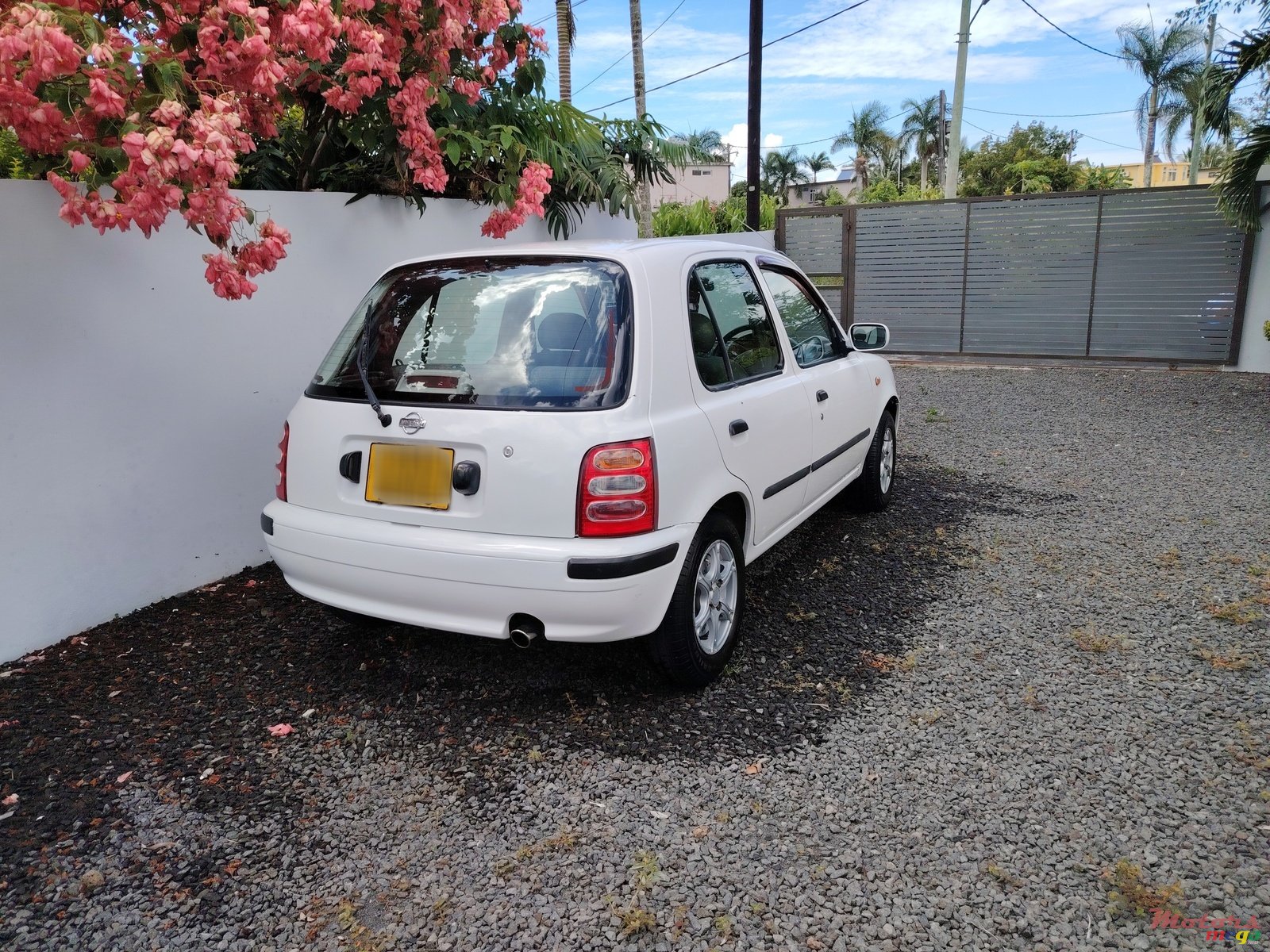 2000' Nissan Ak11 photo #3