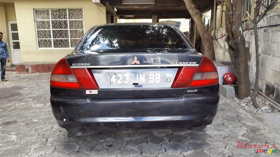 1998' Mitsubishi Lancer photo #3