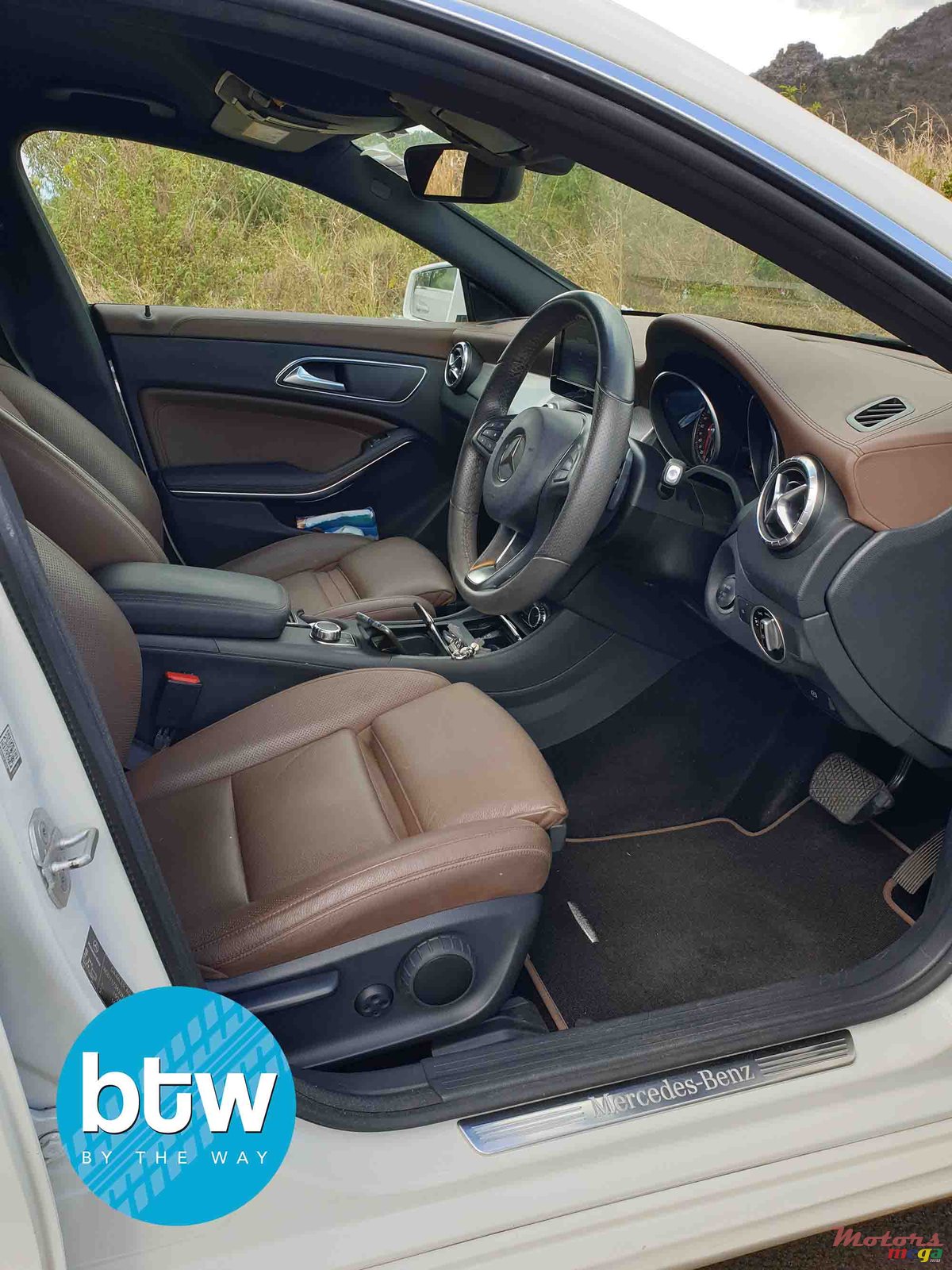 2016' Mercedes-Benz CLA 200 photo #5