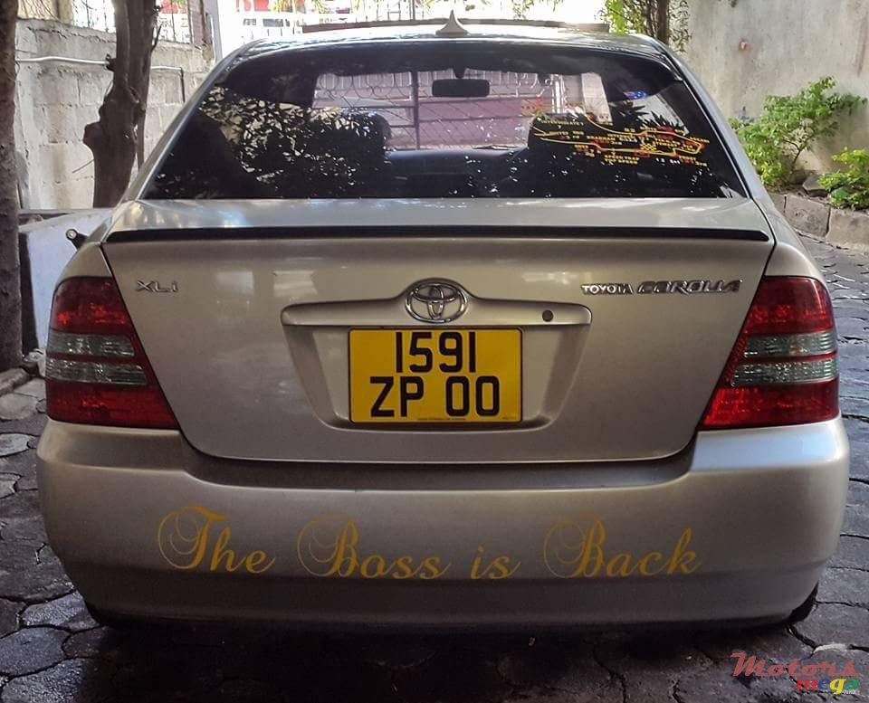 2000' Toyota photo #3