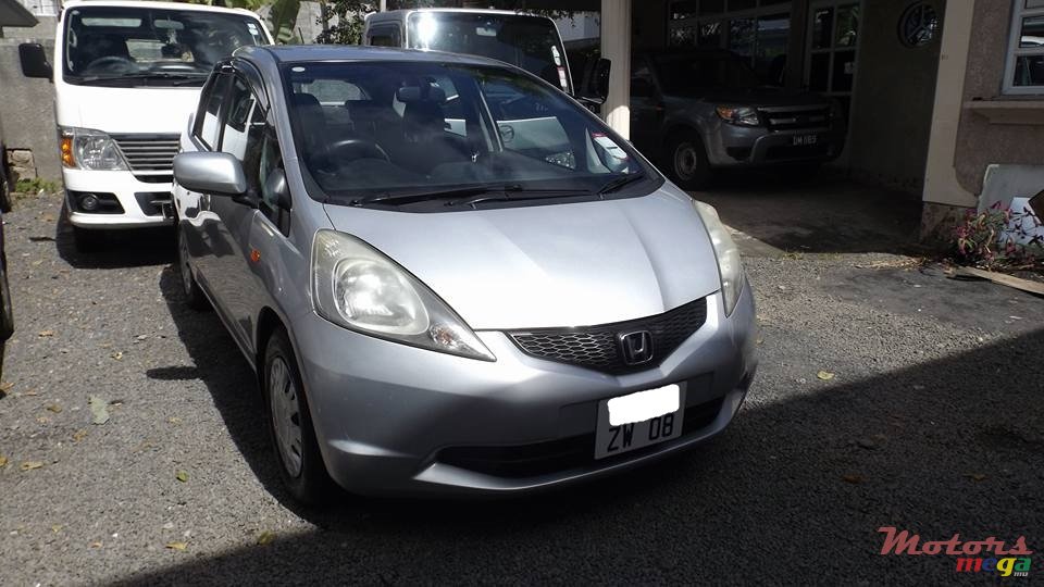 2008' Honda Fit photo #1