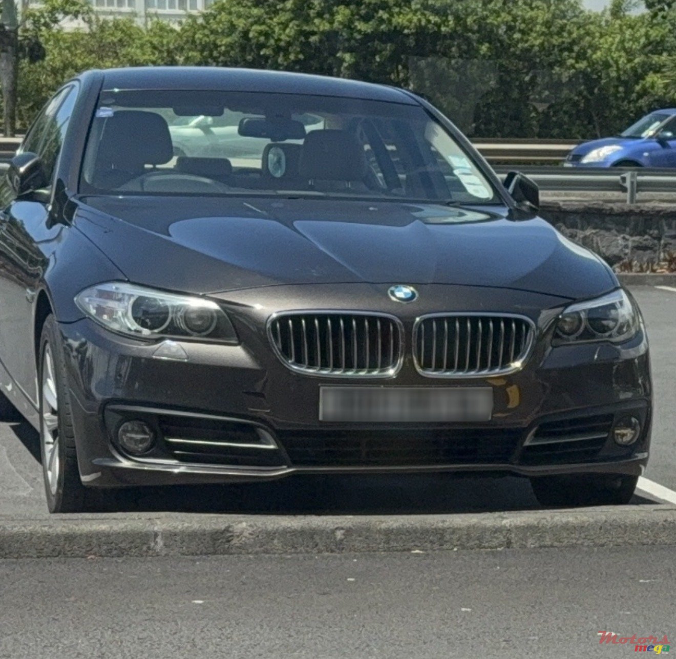 2014' BMW 520 photo #1