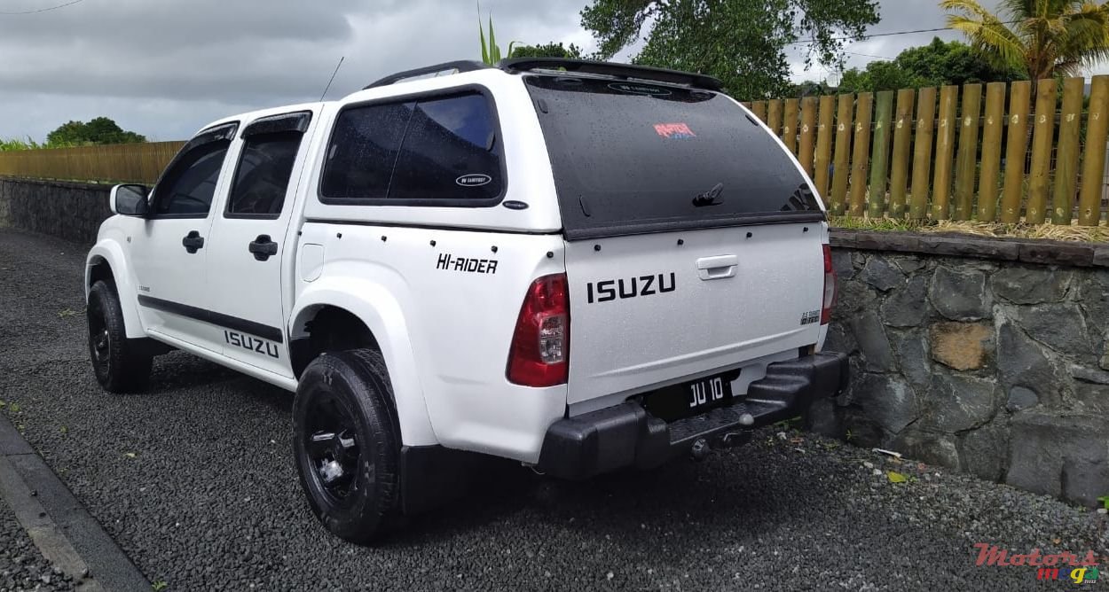 2010' Isuzu KB Series photo #2