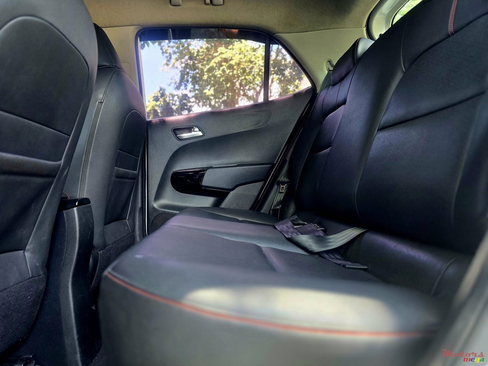 2017' Kia Picanto photo #5