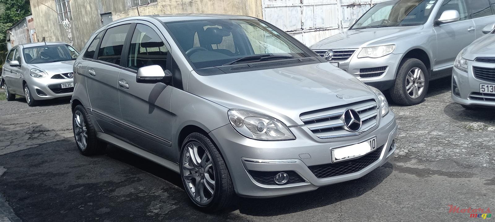 2010' Mercedes-Benz B 160 photo #2