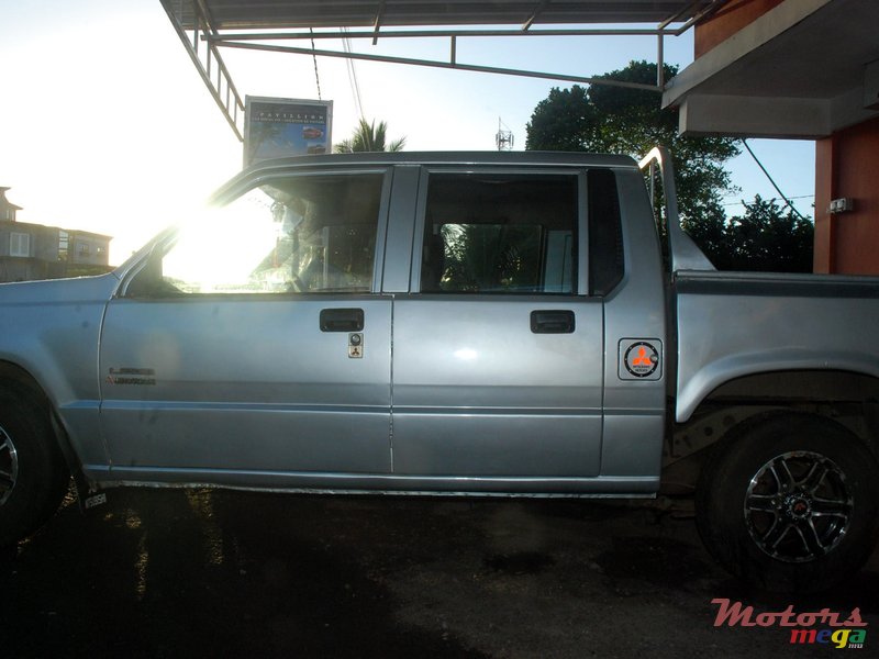 1996' Mitsubishi L 200 photo #4